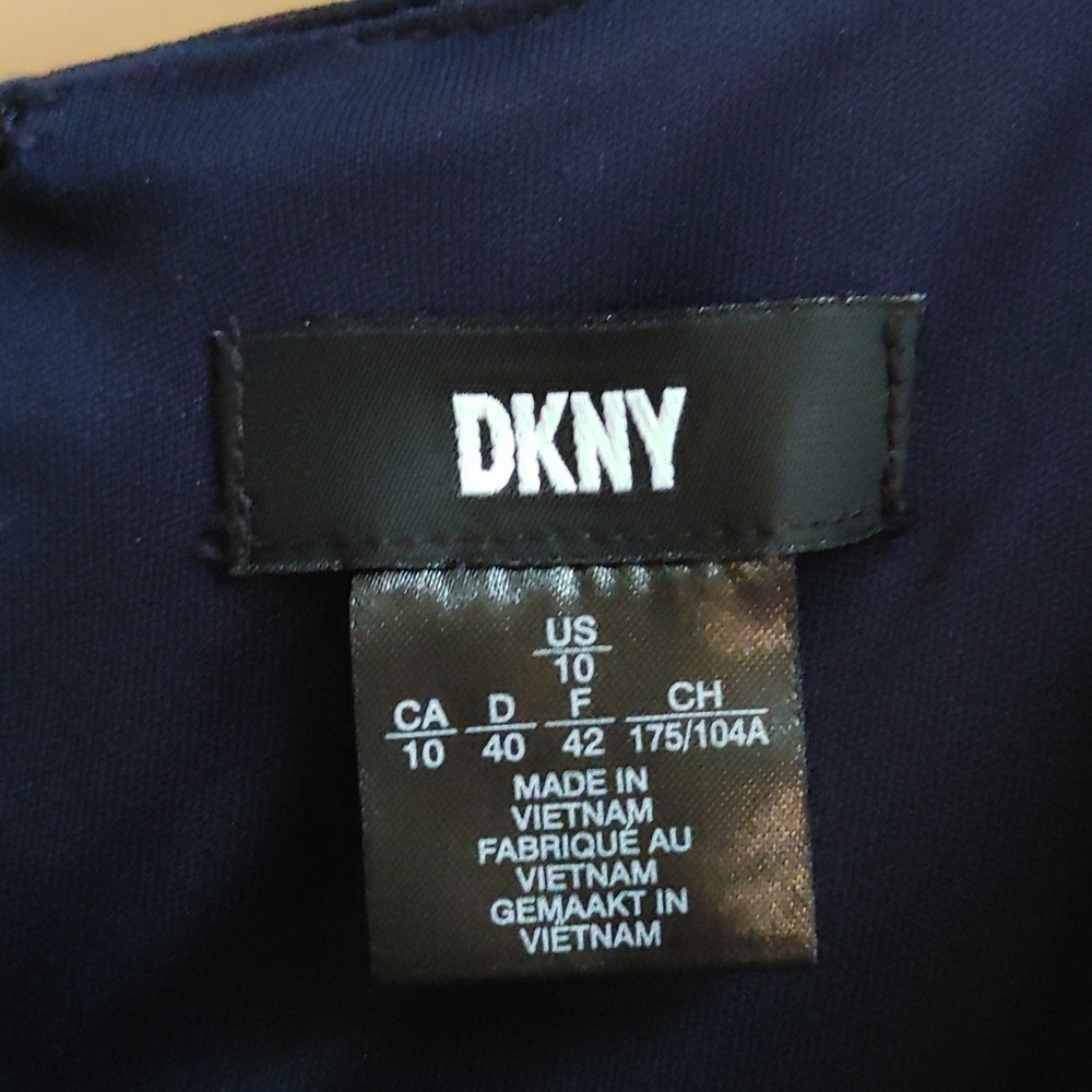 DKNY Short Sleeve Chiffon Mini Dress or Top Navy w Pink Flowers Size 10 - Picture 3 of 12